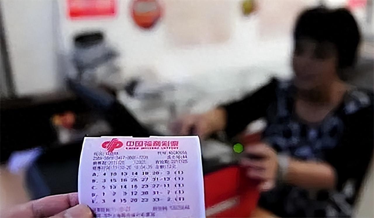 彩票查询，揭秘2018年5月3日中奖号码的背后故事彩票查询中奖结果